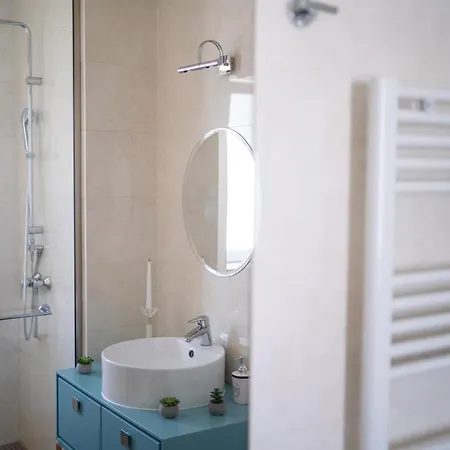 Διαμέρισμα View *